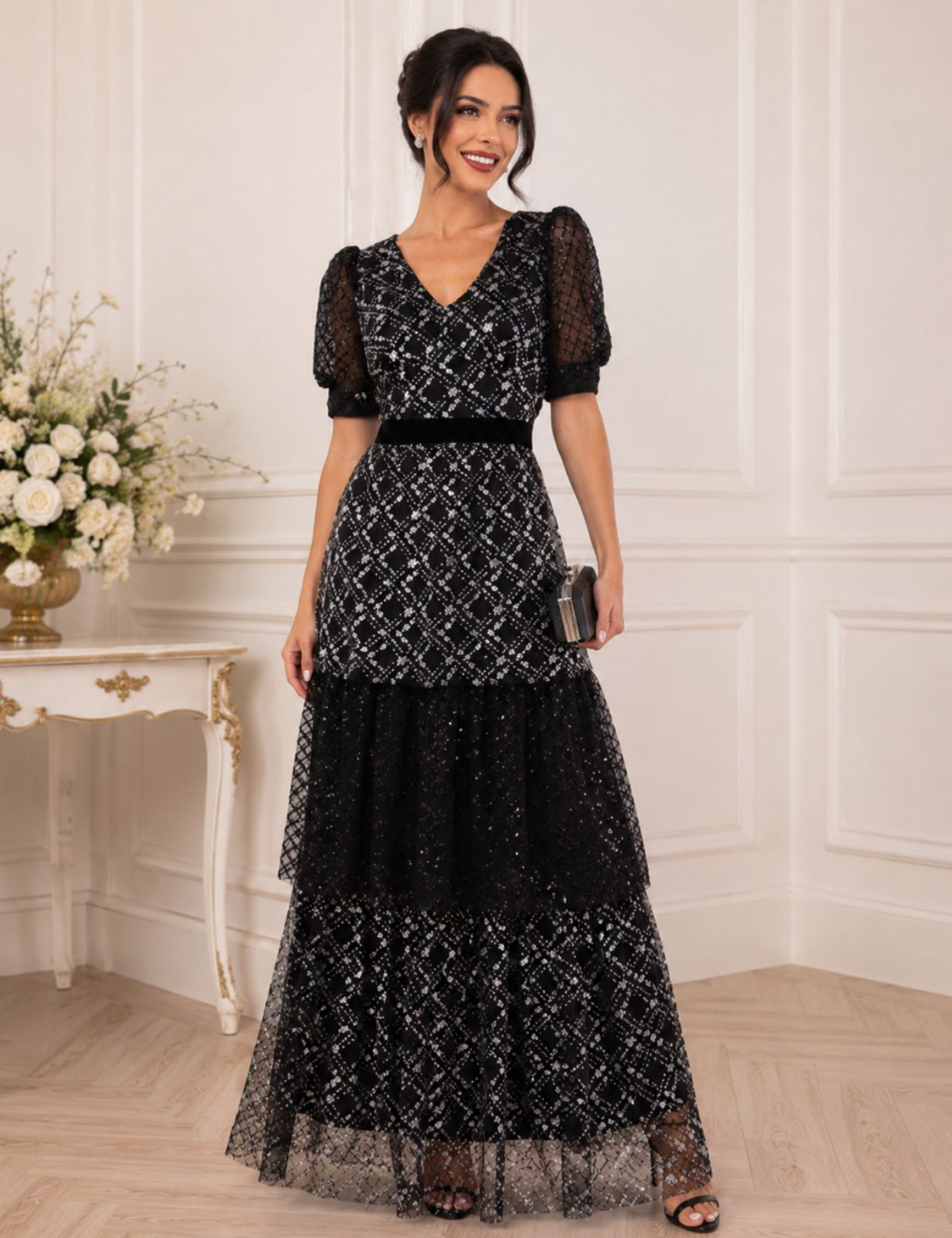 Vestido Tule Paetê Tassia Preto