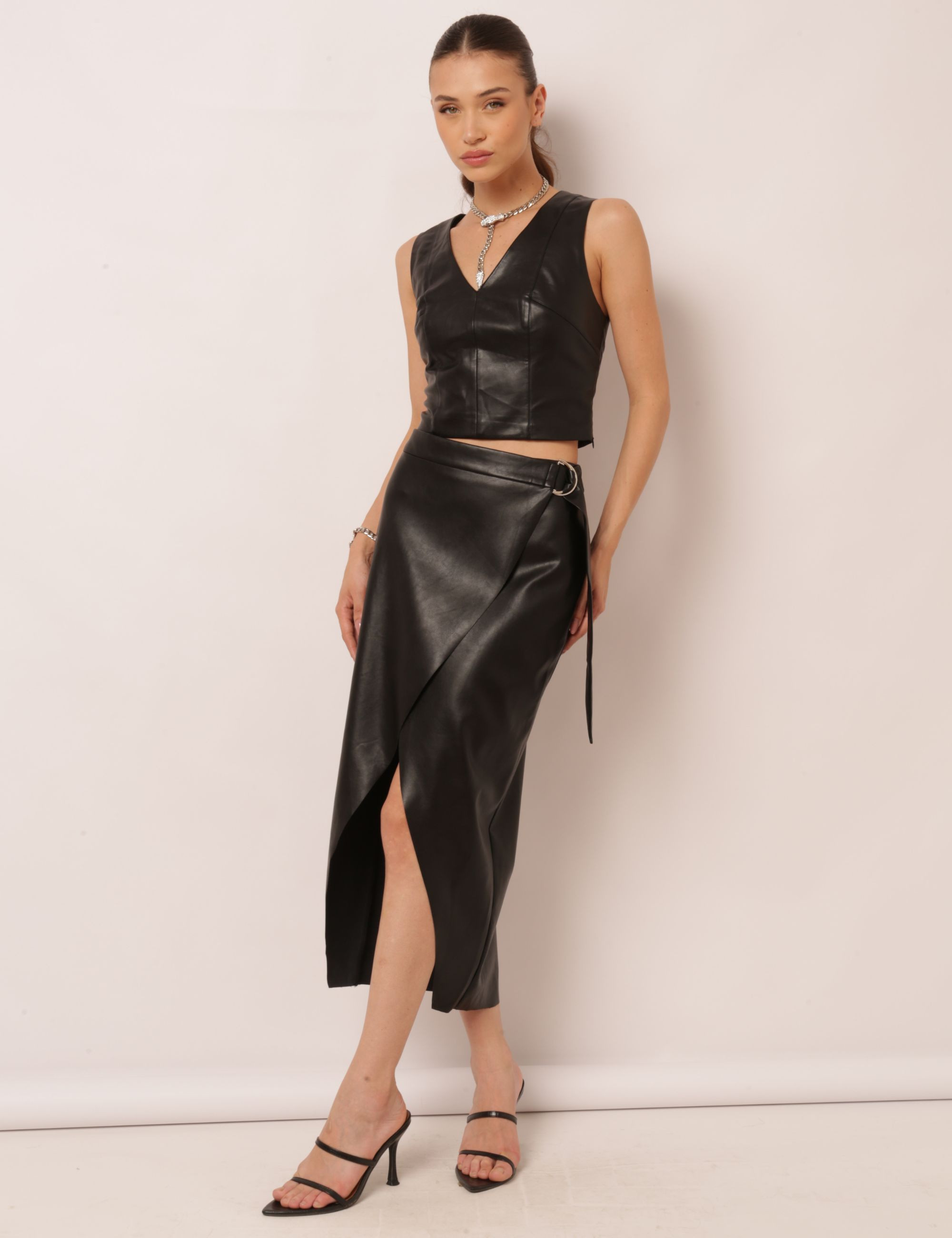 CONJUNTO COURO PU SAVANA PRETO