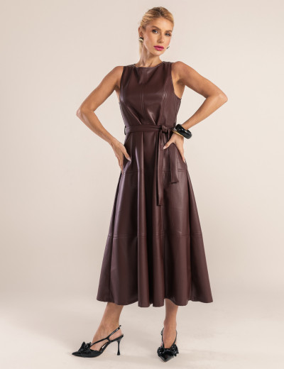 VESTIDO COURO PU RECORTES YUNA VINHO