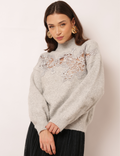 BLUSA BORDADA MEL CINZA