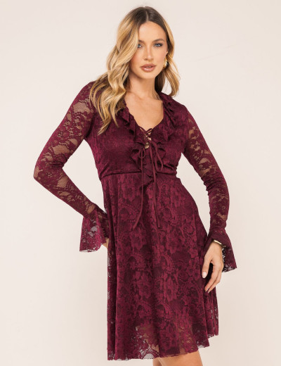 VESTIDO EM RENDA LAVÍNIA VINHO