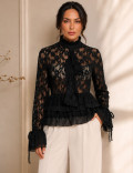 CAMISA RENDA FLORA PRETA