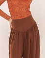 CALÇA ALADIM DANIELA MARROM
