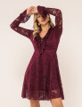 VESTIDO EM RENDA LAVÍNIA VINHO