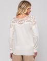 BLUSA MODAL COM APLICAÇÃO ANA LIZ CREME